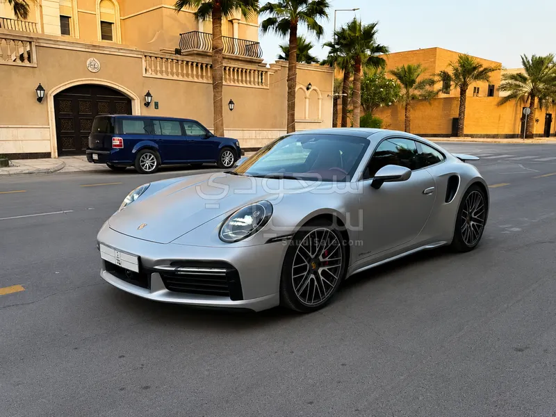 2021 بورش 911 توربو