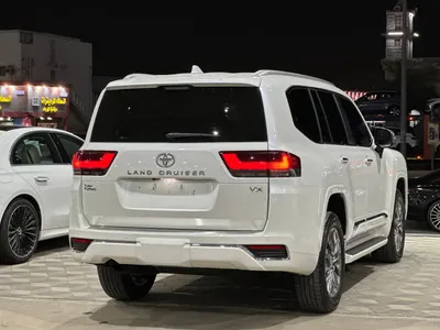 2026 تويوتا لاند كروزر في اكس