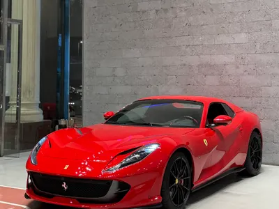 2023 فيراري 812 جي تي اس