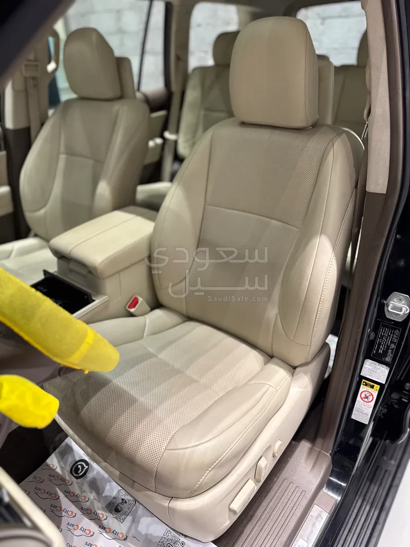 2010 لكزس جي إكس 460