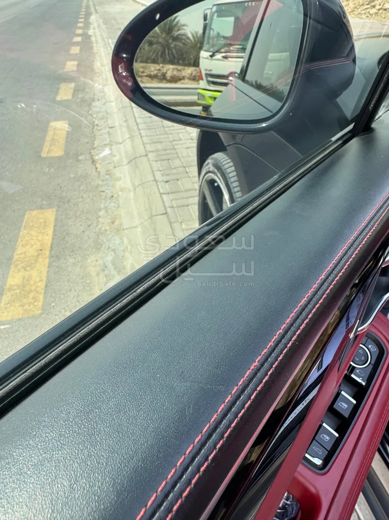2020 بورش ماكان اس