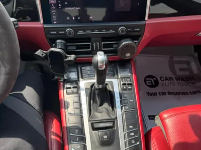 2020 بورش ماكان اس