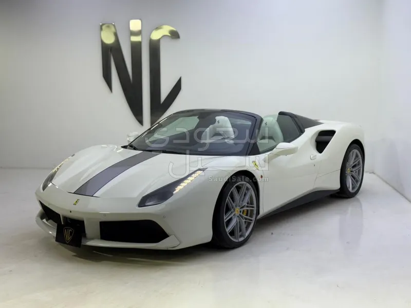 2016 فيراري 488