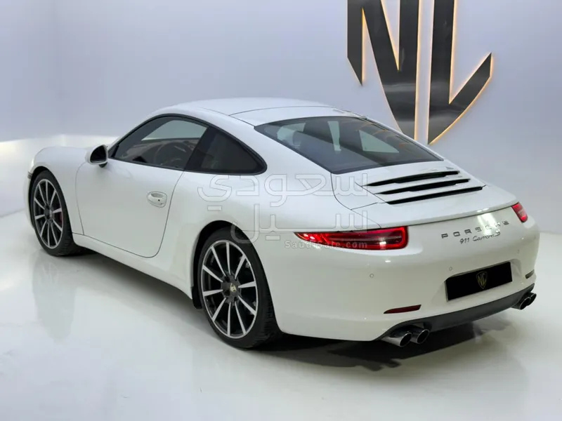 2012 بورش 911 كاريرا اس