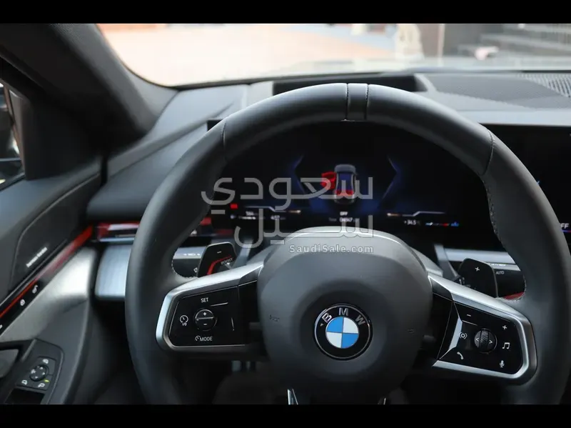 2024 BMW 5 Series 520i