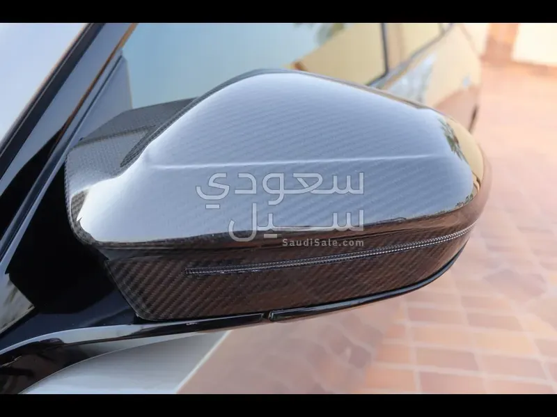 2024 BMW 5 Series 520i