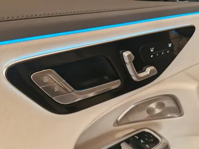 2025 مرسيدس - بنز إس 300