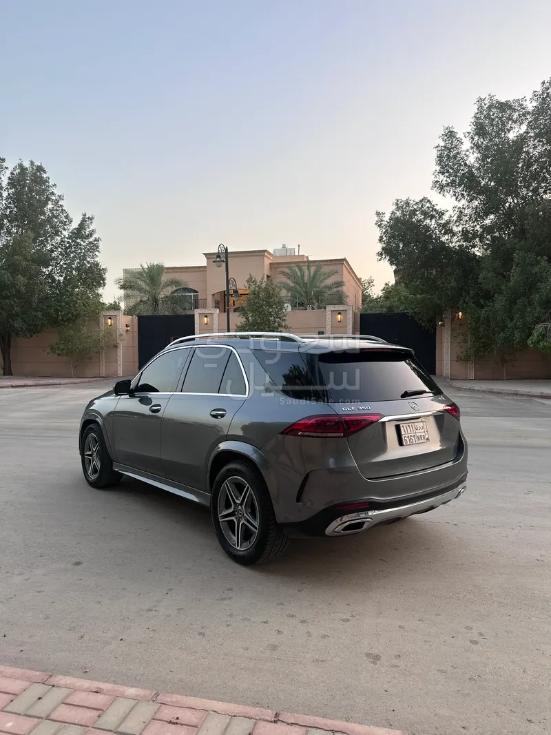 2020 مرسيدس - بنز جي إل إي 350