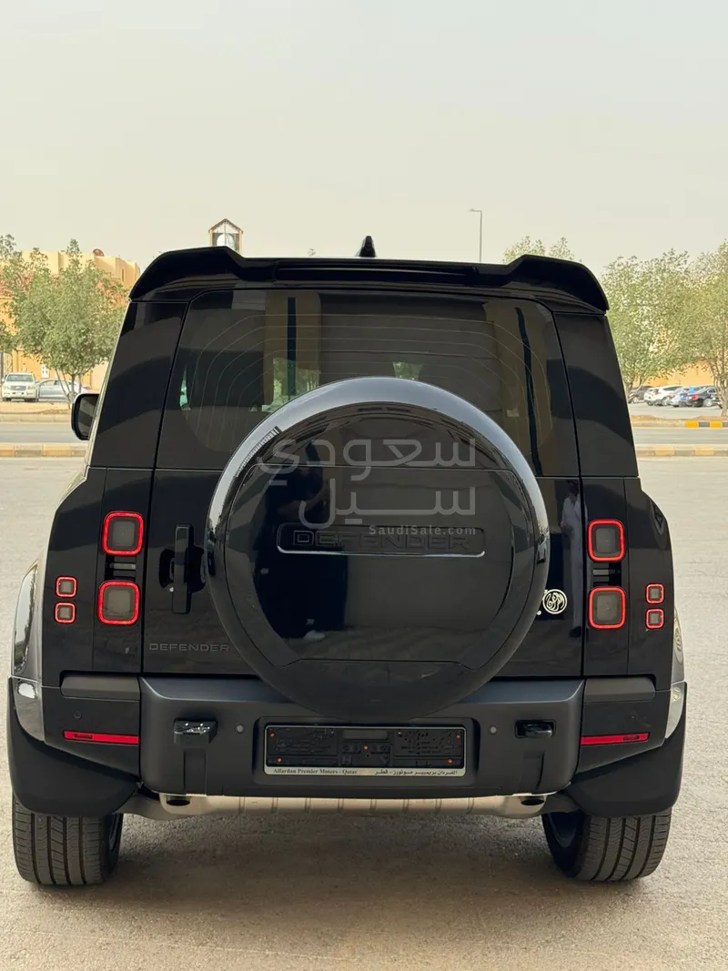 2026 لاند روفر ديفيندر 90 اكس داينمك