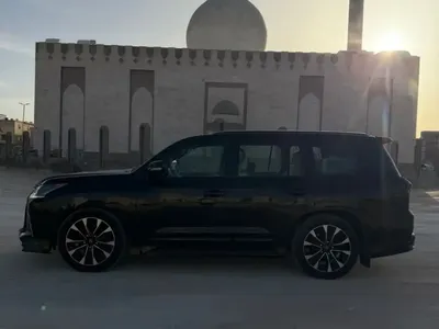 2018 لكزس إل إكس 570