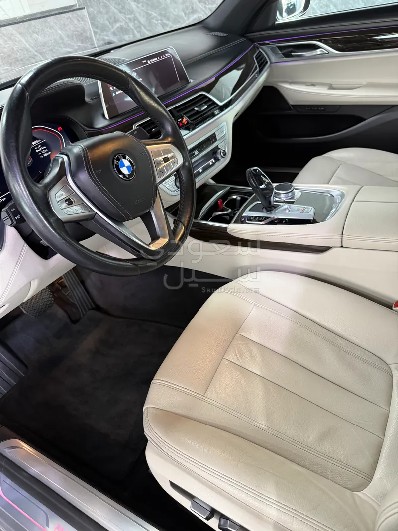 2022 BMW 7 Series 730Li