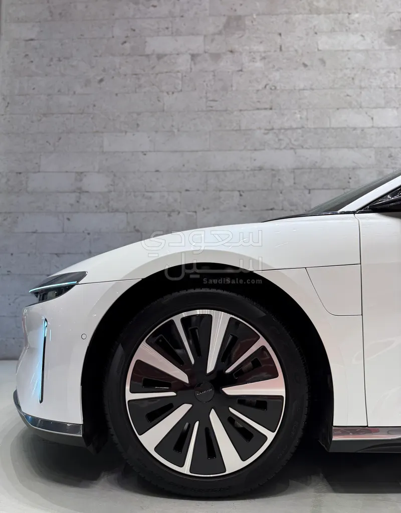 2024 Lucid Grand Touring