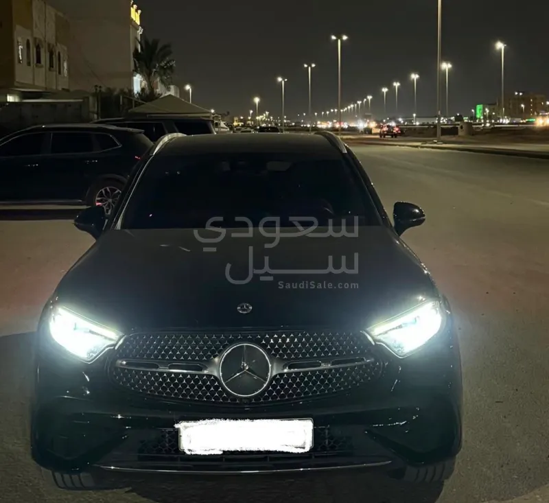 2025 مرسيدس - بنز جي إل سي 200 اي ام جي