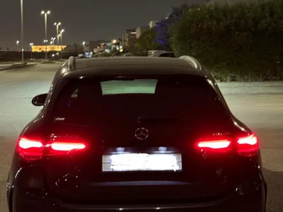 2025 مرسيدس - بنز جي إل سي 200 اي ام جي