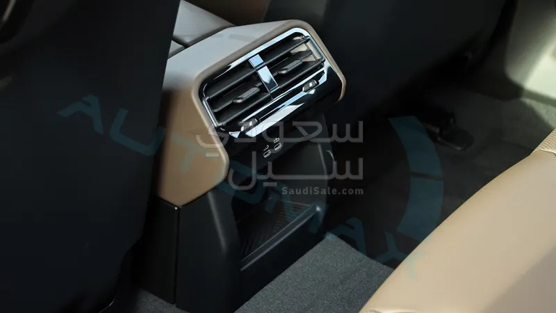 2026 بي ام دبليو الفئة الخامسة 520 أي إم كت