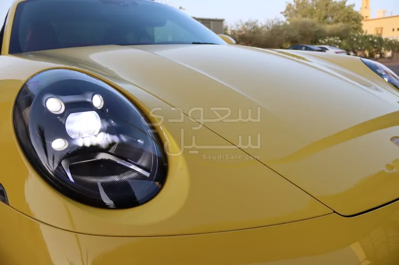 2020 بورش 911 كاريرا 4 اس