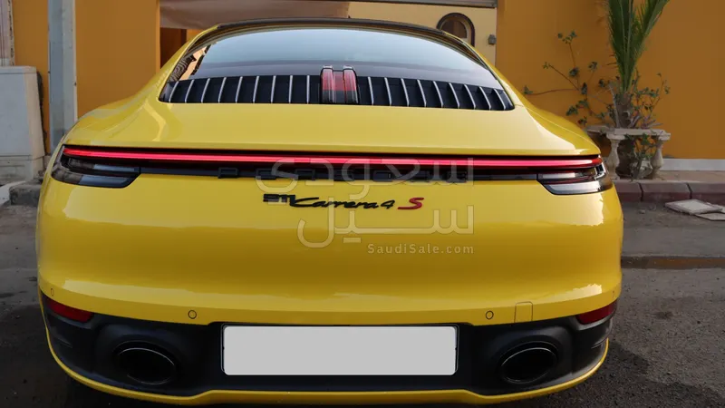 2020 بورش 911 كاريرا 4 اس