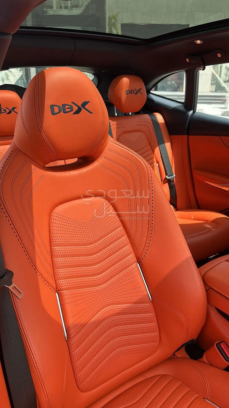 2021 Aston Martin DB X