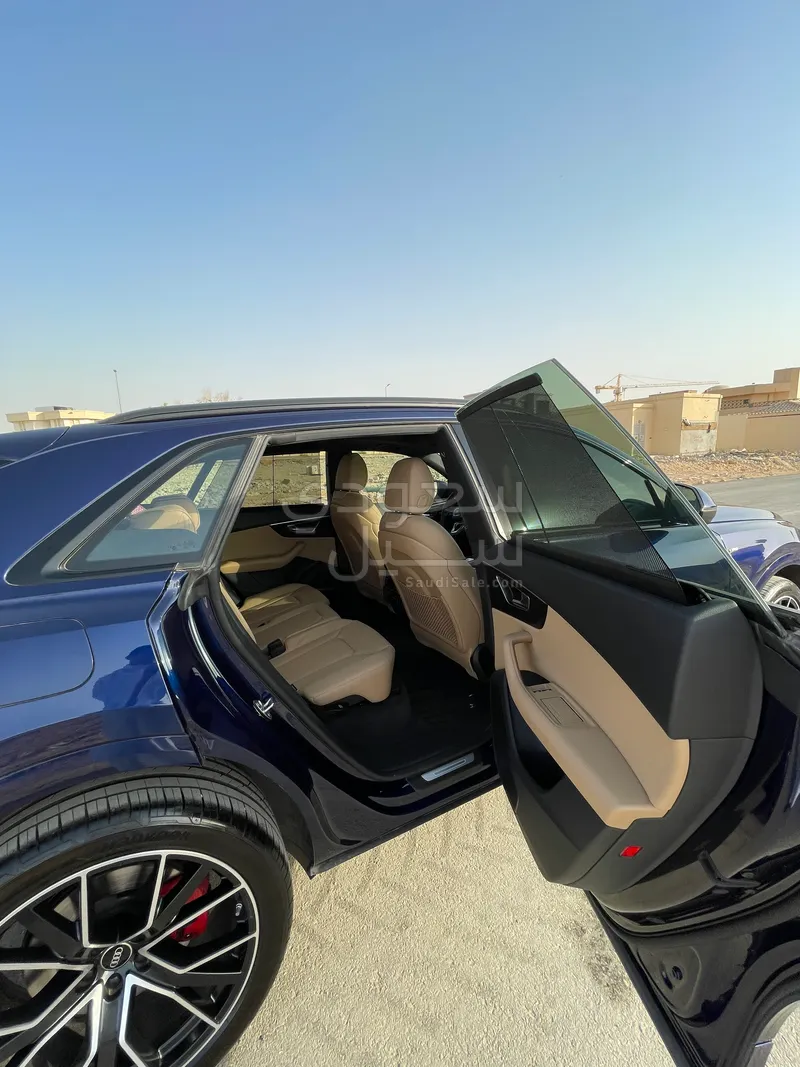 2022 اودي كيو 8 اس لاين