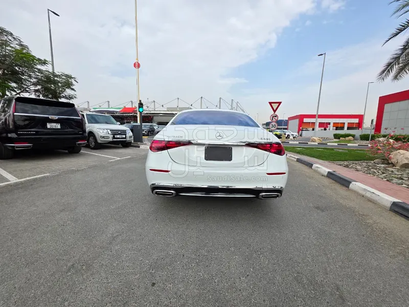 2024 مرسيدس - بنز إس 680 مايباخ