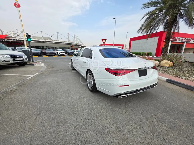 2024 مرسيدس - بنز إس 680 مايباخ