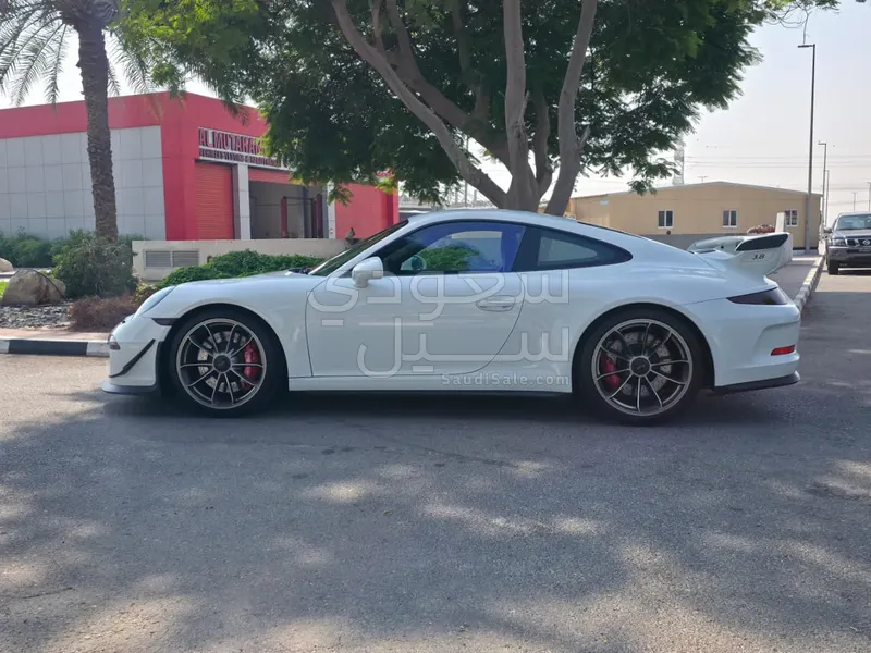 2015 بورش 911 جي تي 3