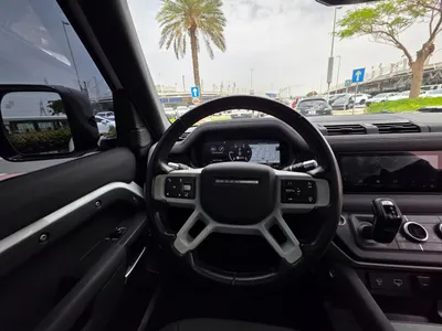 2022 لاند روفر ديفيندر 90
