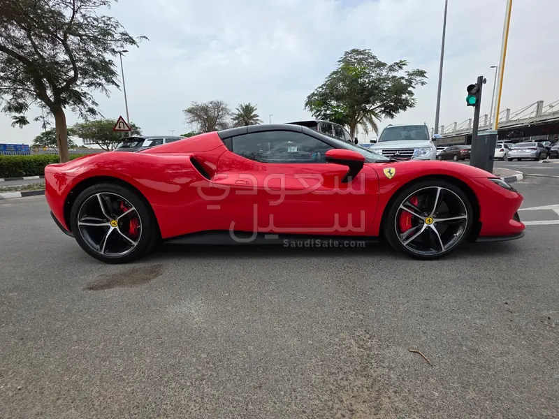2025 فيراري جي تي اس 296