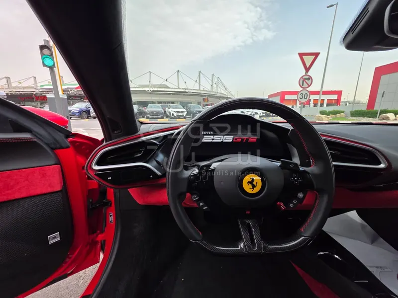 2025 فيراري جي تي اس 296