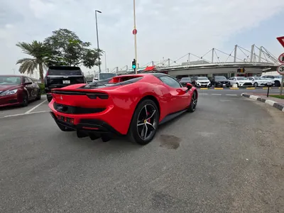 2025 فيراري جي تي اس 296