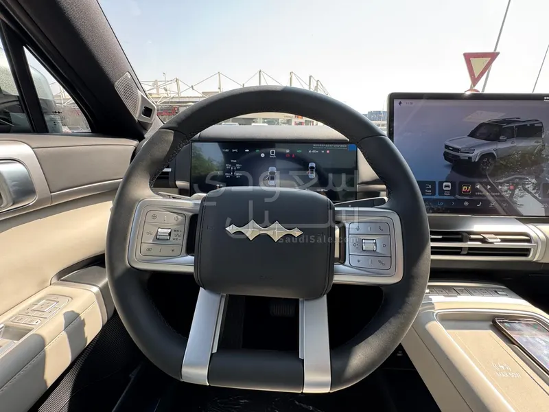 2026 بي واي دي ليوبارد 7