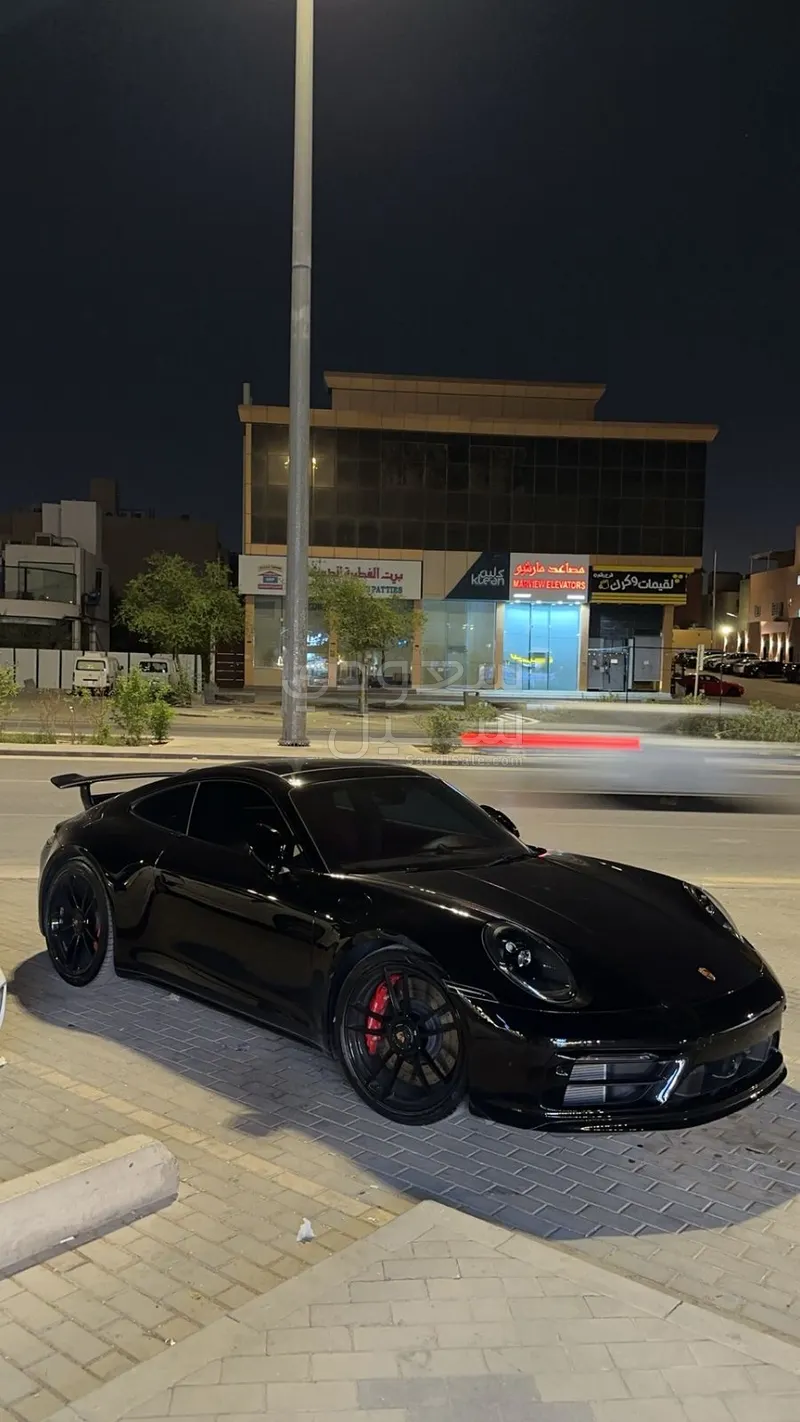 2024 بورش 911 كاريرا جي تي اس