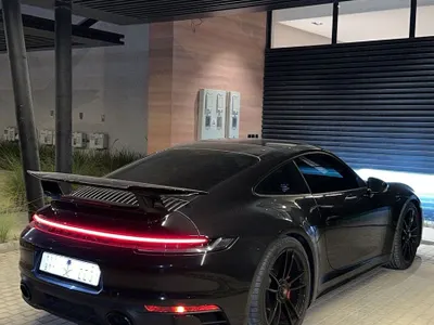 2024 بورش 911 كاريرا جي تي اس