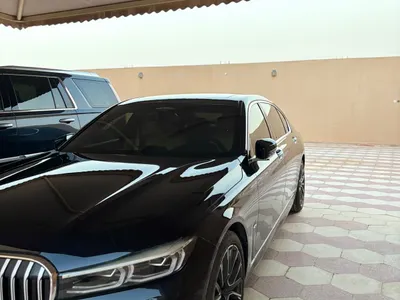 2021 بي ام دبليو الفئة السابعة 730 إل أي