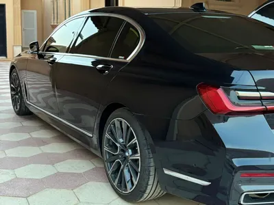 2021 بي ام دبليو الفئة السابعة 730 إل أي
