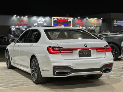 2021 بي ام دبليو الفئة السابعة 730 إل أي