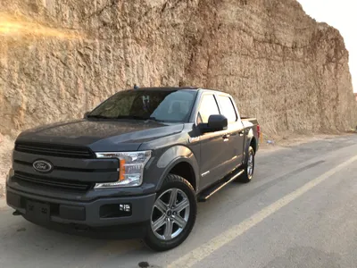 2018 فورد اف 150 لاريات