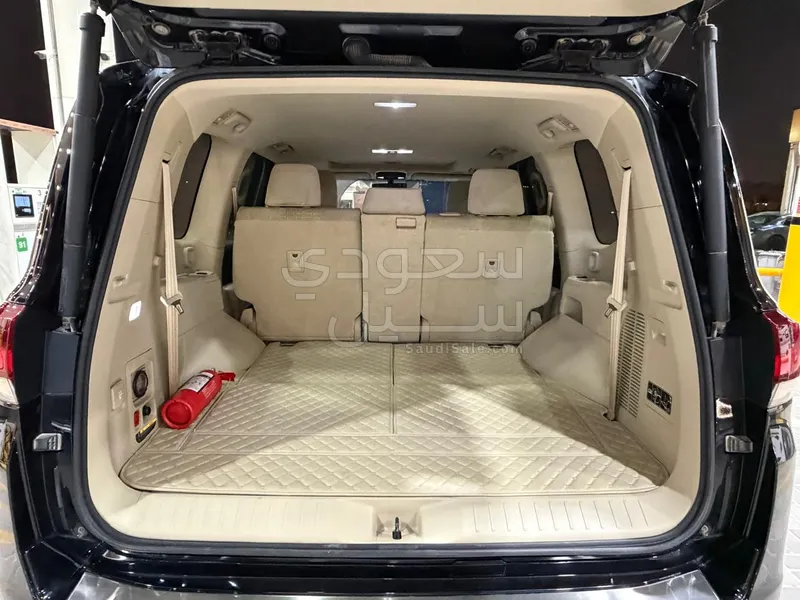 2024 Toyota Land Cruiser GXR