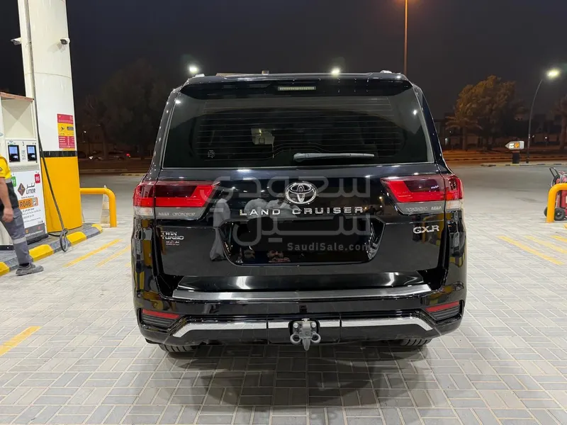 2024 Toyota Land Cruiser GXR