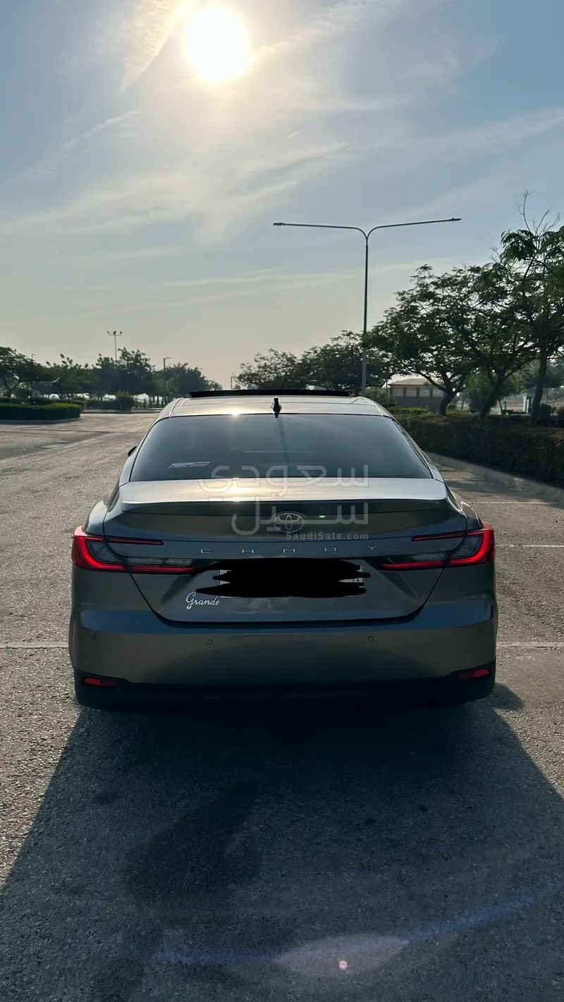 2025 Toyota Camry Grande