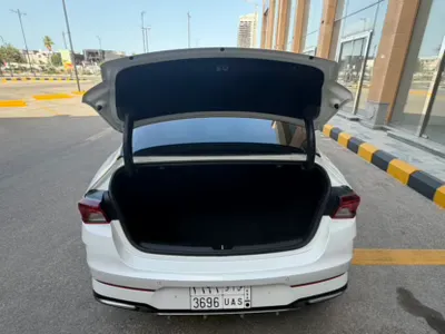 2023 كيا 5كي
