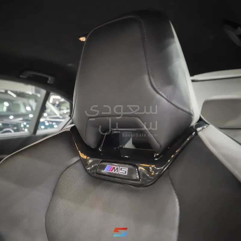 2026 بي ام دبليو الفئة الخامسة 530 إم كت