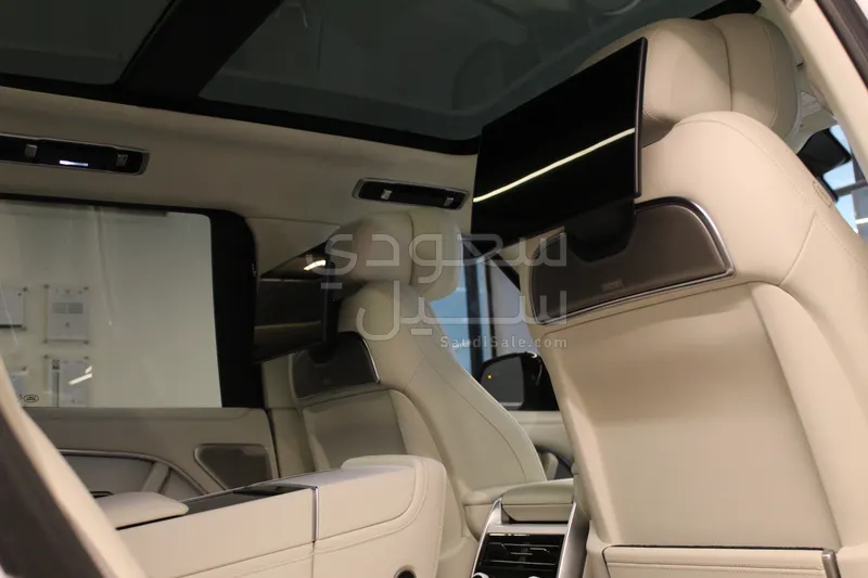 2023 Land Rover Range Rover Vogue SV