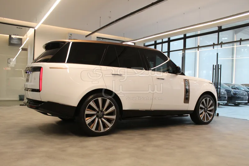 2023 Land Rover Range Rover Vogue SV