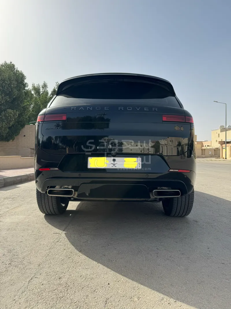 2024 لاند روفر رينج روفر سبورت اتش اس اي
