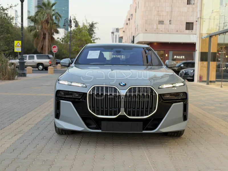 2026 BMW 7 Series 735Li