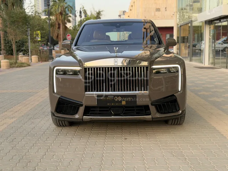 2025 Rolls-Royce Cullinan Silver Badge