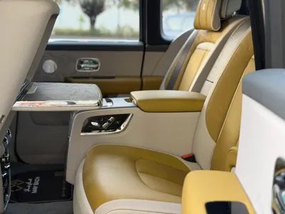 2025 Rolls-Royce Cullinan Silver Badge
