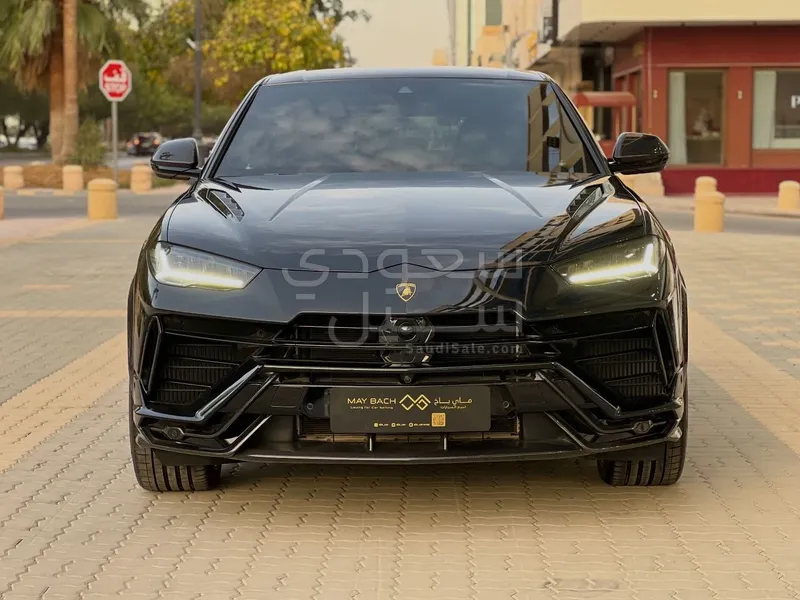 2023 Lamborghini URUS Performante