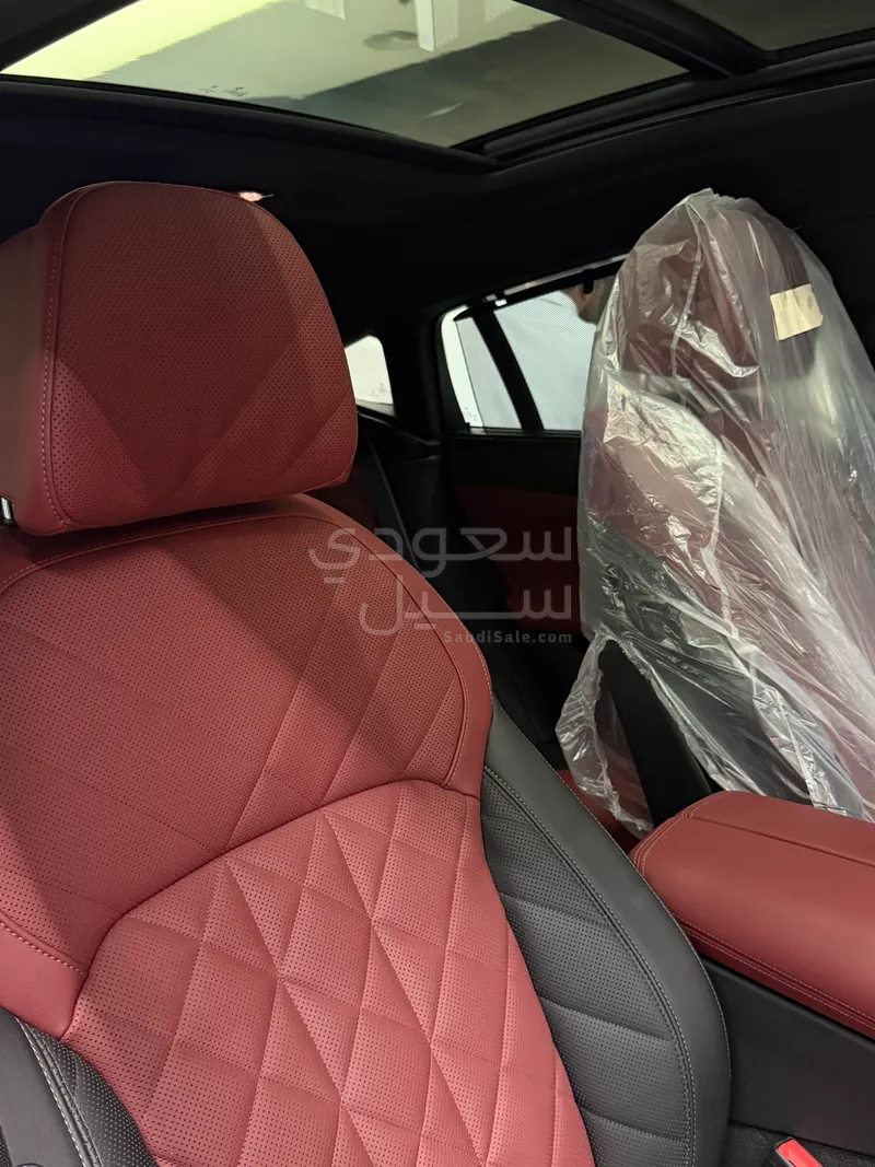 2024 بي ام دبليو الفئة اكس 6 إم كت